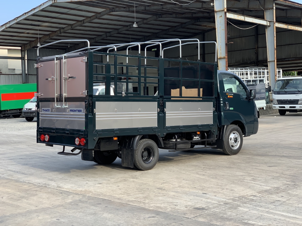 BÁN XE KIA 2,4T THÙNG MUI BẠT - TRẢ GÓP LÃI SUẤT THẤP NHẤT