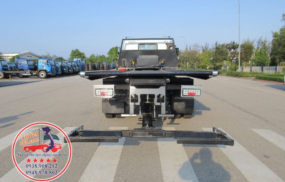 Bán xe tải cứu hộ kéo chở xe 5 tấn Nhật Bản Mitsubishi Fuso FA gía tốt nhất Hà Nội