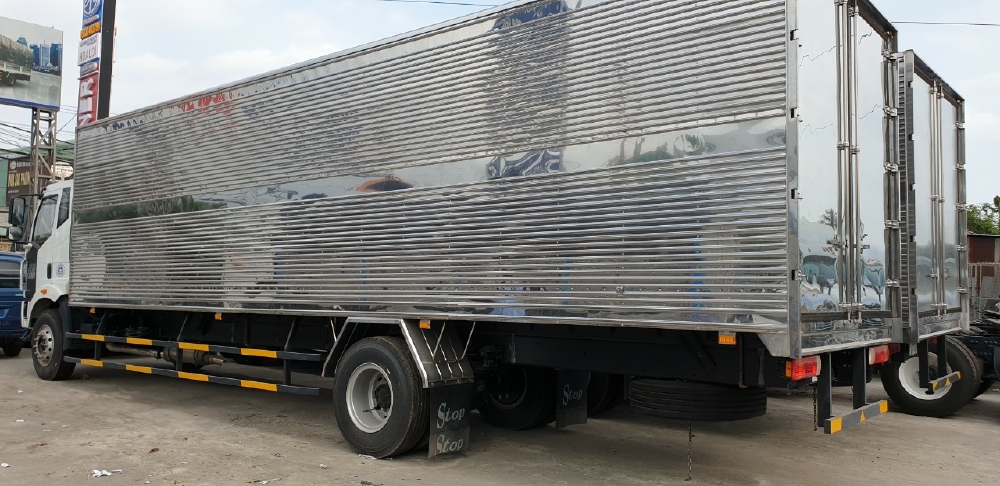 faw dài 7 tấn 25 thùng 9m6 chuyên chở pallet , linh kiện điện tử ,bao bì giấy