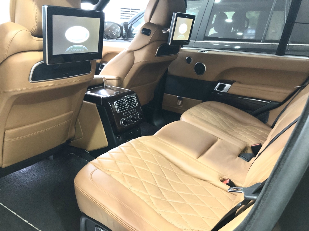 Range Rover Autobiography LWB bản 5 chỗ 2015
