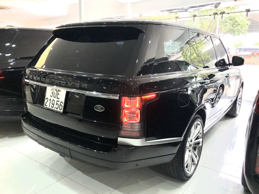 Range Rover Autobiography LWB bản 5 chỗ 2015