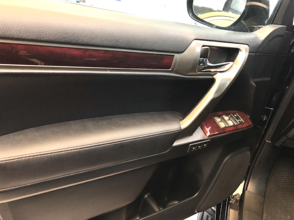 Lexus GX 460 2012 màu đen nội thất đen