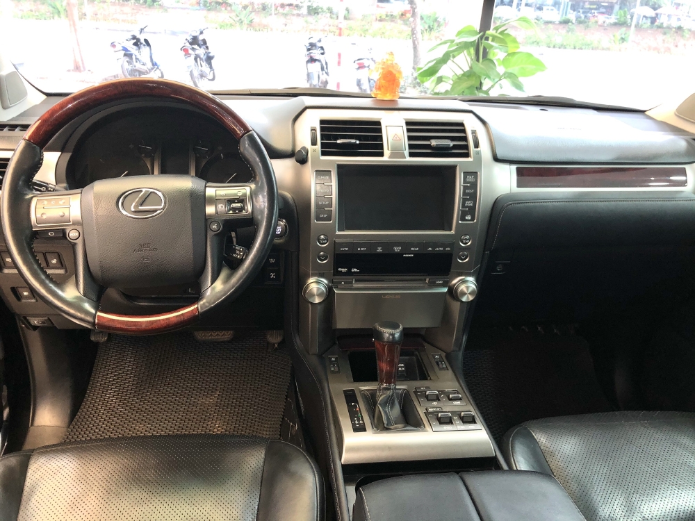 Lexus GX 460 2012 màu đen nội thất đen