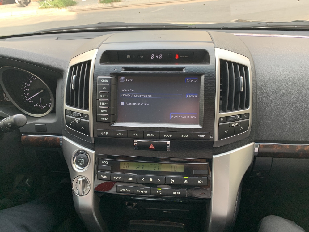 Bán Land Cruiser VX 2013 nhập khẩu. Giá còn giảm tốt alo nhé