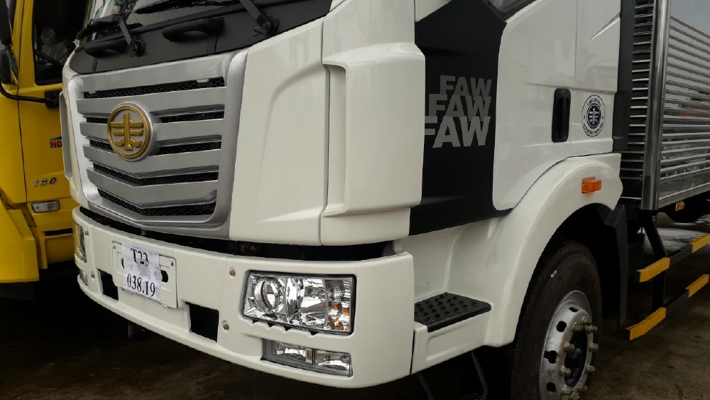 Xe tải faw 8 tấn thùng dài 9m7 giá ưu đãi cực tốt