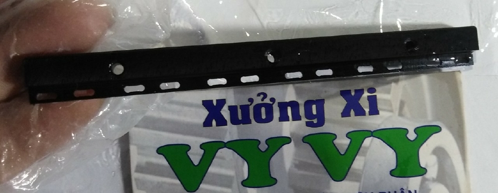 Gia công nhuộm đen sắt thép xuất khẩu, phục vụ đơn hàng gấp.