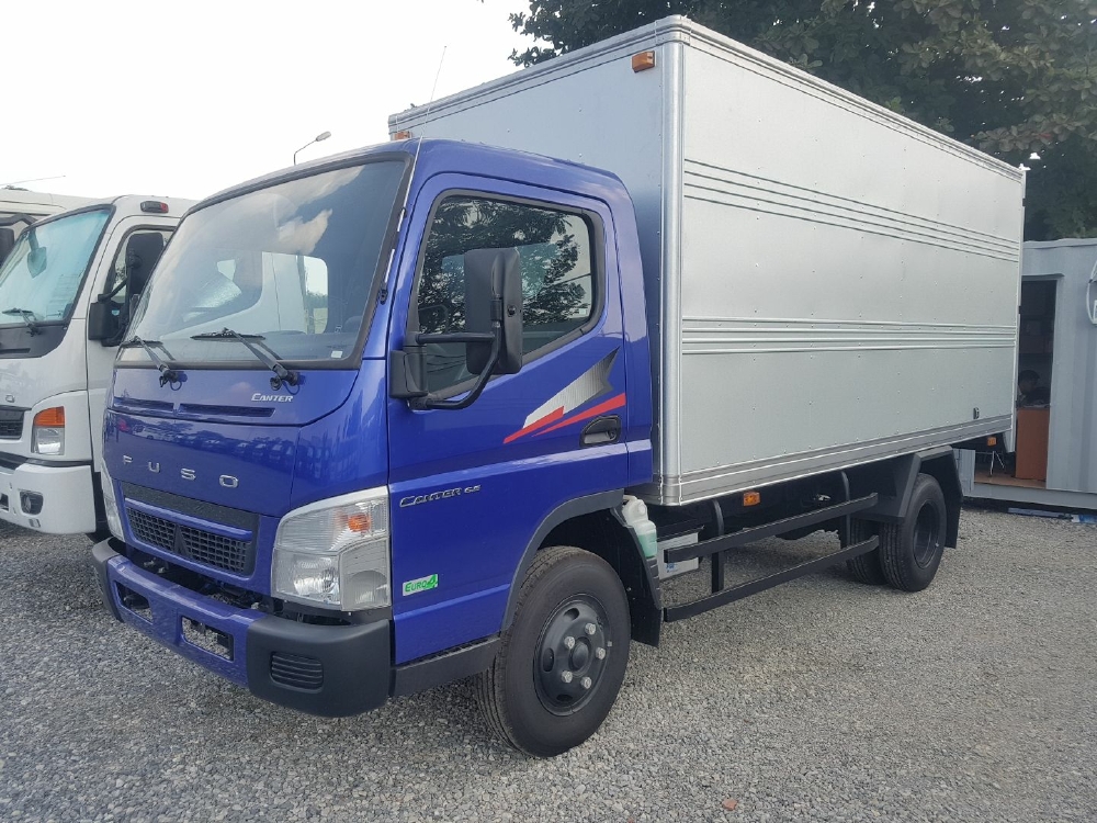 XE TẢI FUSO 3T5 THÙNG KÍN hỗ trợ vay vố đến 90% giá trị xe liên hệ đẻ nhận được ưu đãi lớn