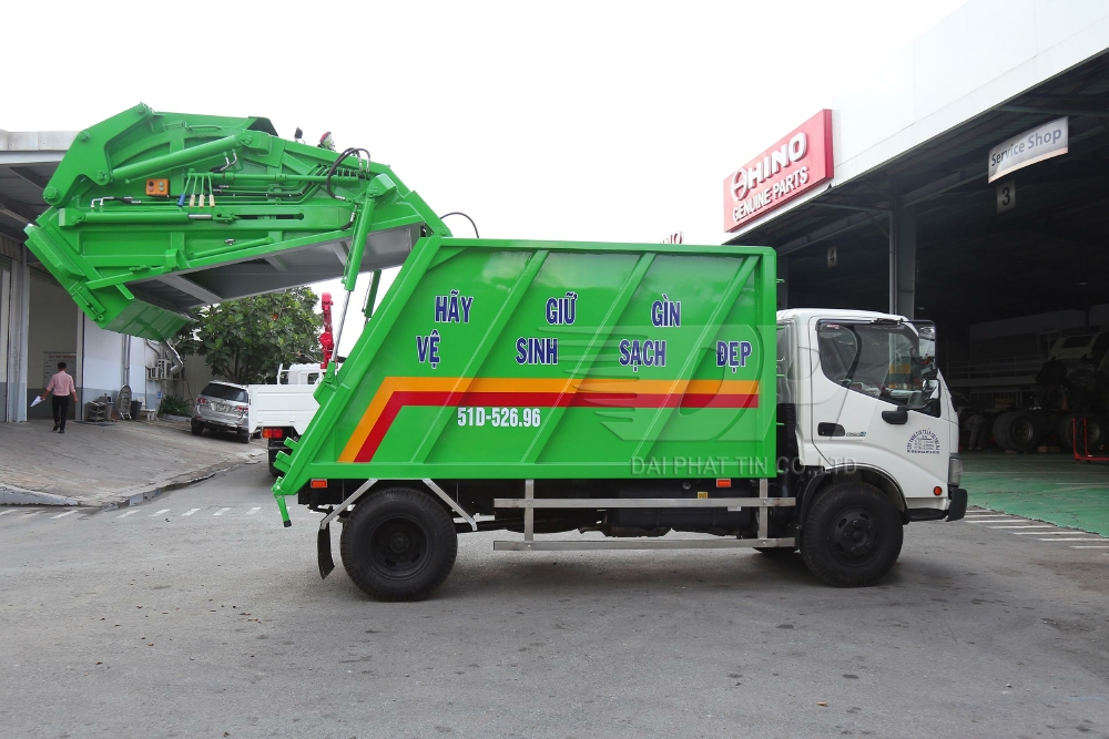 Hino XZU342 xe ép rác (6 khối)