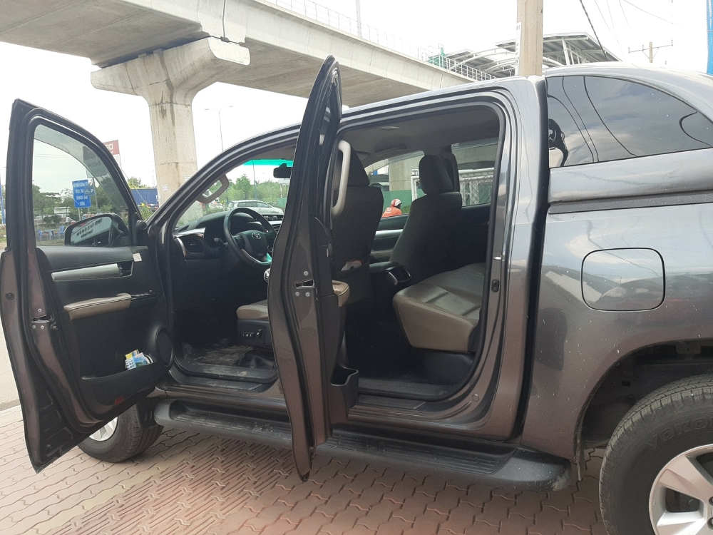 Bán Hilux 3.0G AT, 2 cầu nhập khẩu, giá tôt