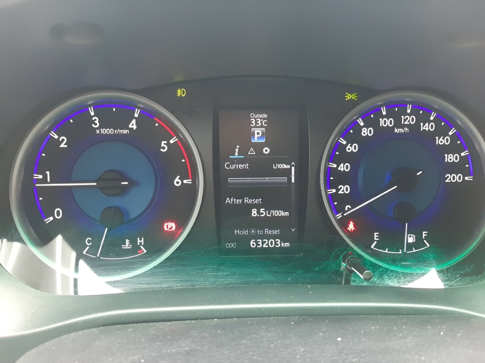 Bán Hilux 3.0G AT, 2 cầu nhập khẩu, giá tôt