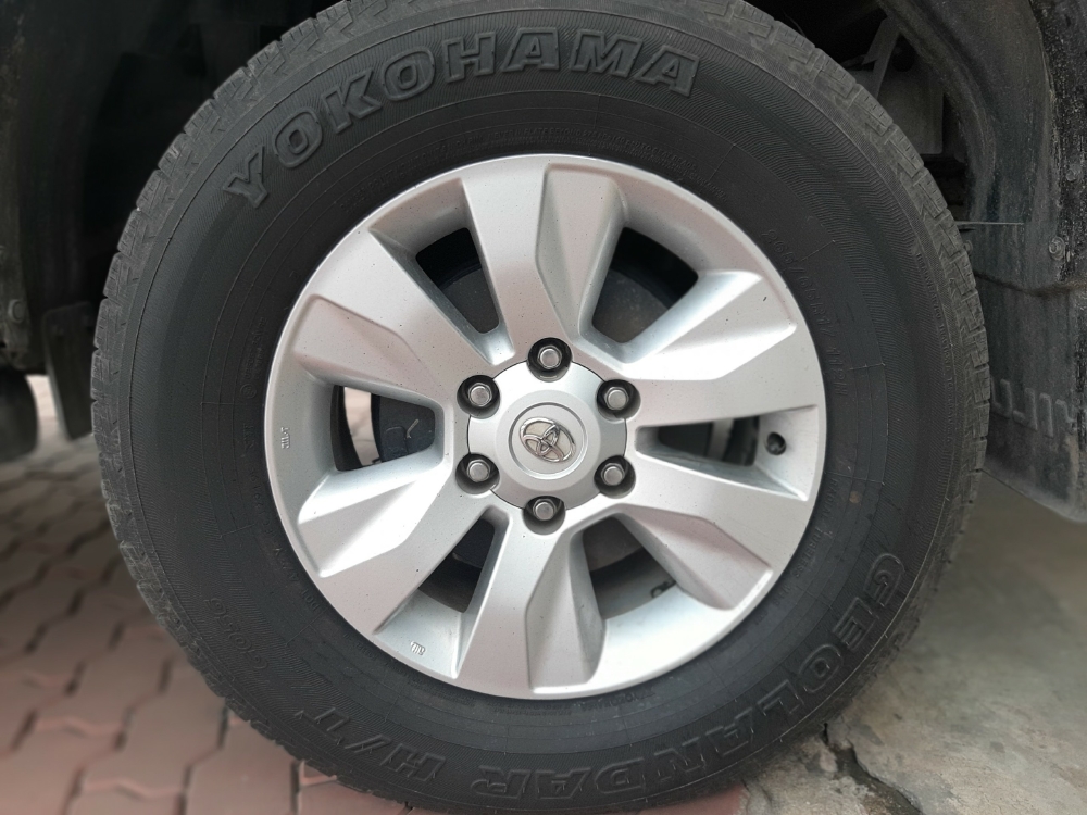 Bán Hilux 3.0G AT, 2 cầu nhập khẩu, giá tôt