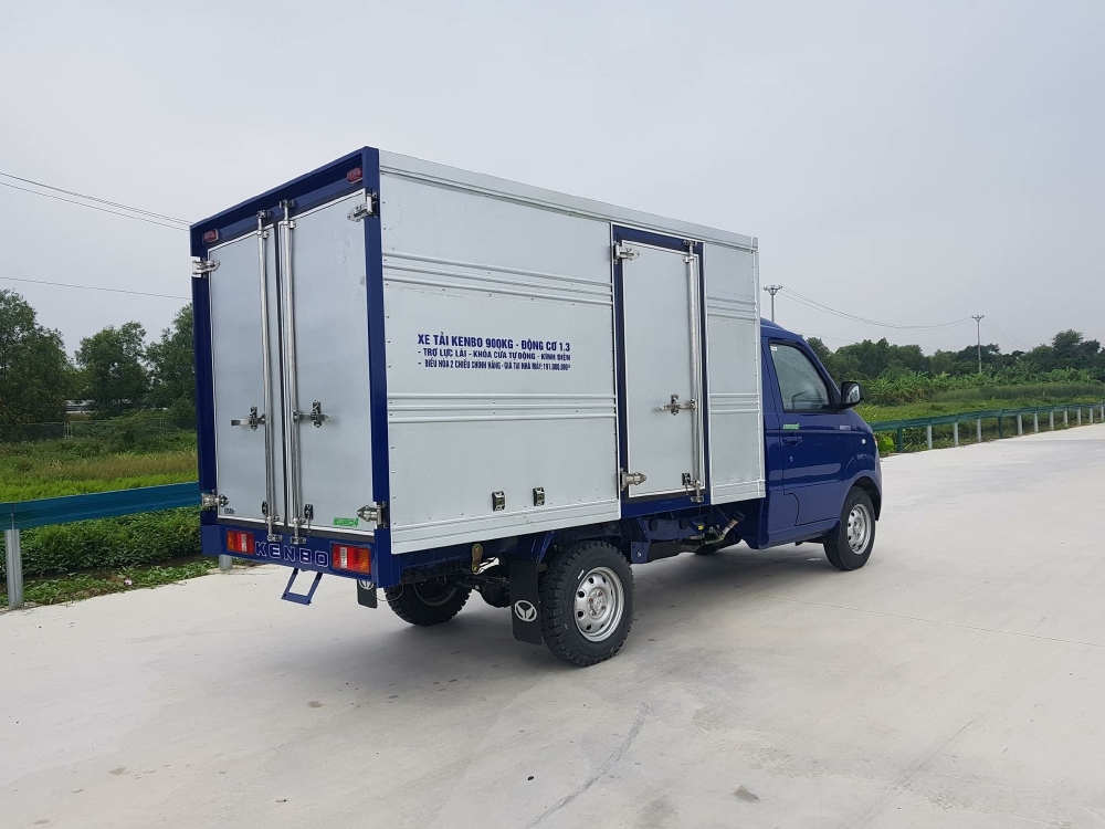 Bán xe tải Kenbo thùng kín thùng dài 2m6
