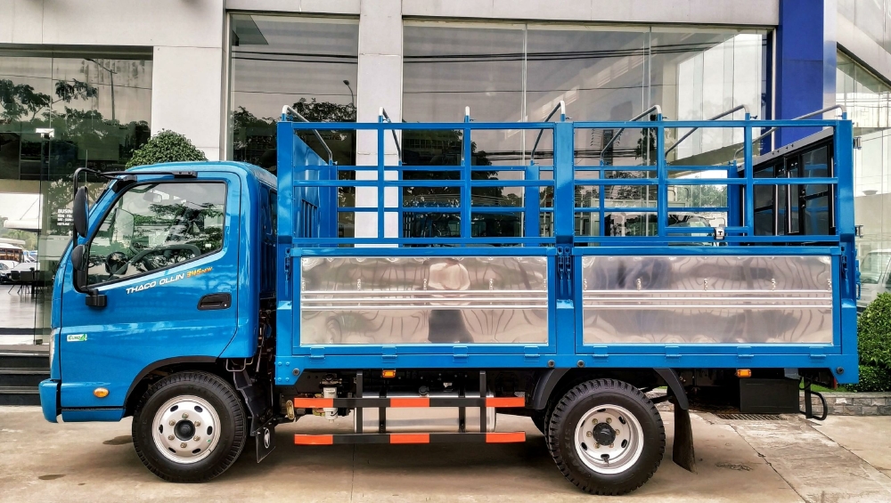 BÁN XE TẢI OLLIN 2,4T THÙNG DÀI 3,7M TRẢ GÓP