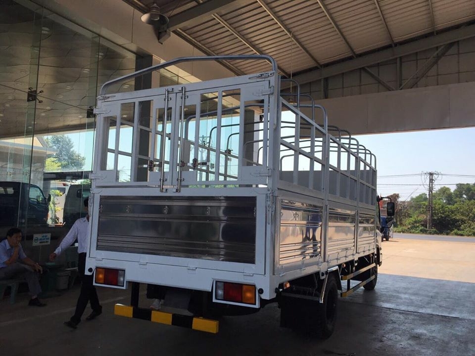 Hyundai Mighty EX8