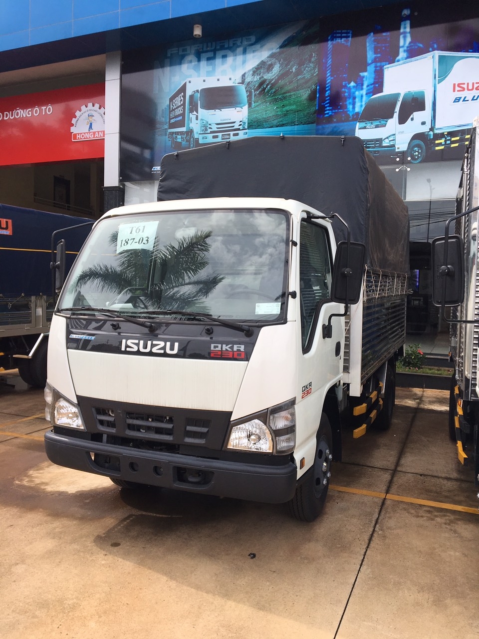 Thanh lí xe tải ISUZU 2019 giá 420 triệu, rẻ hơn 50 triệu, trả trước 70 triệu