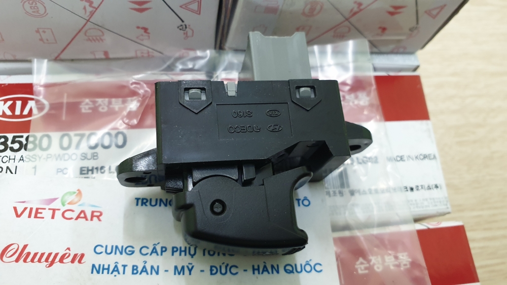 Công tắc lên xuống kính đơn Kia Morning 9358007000