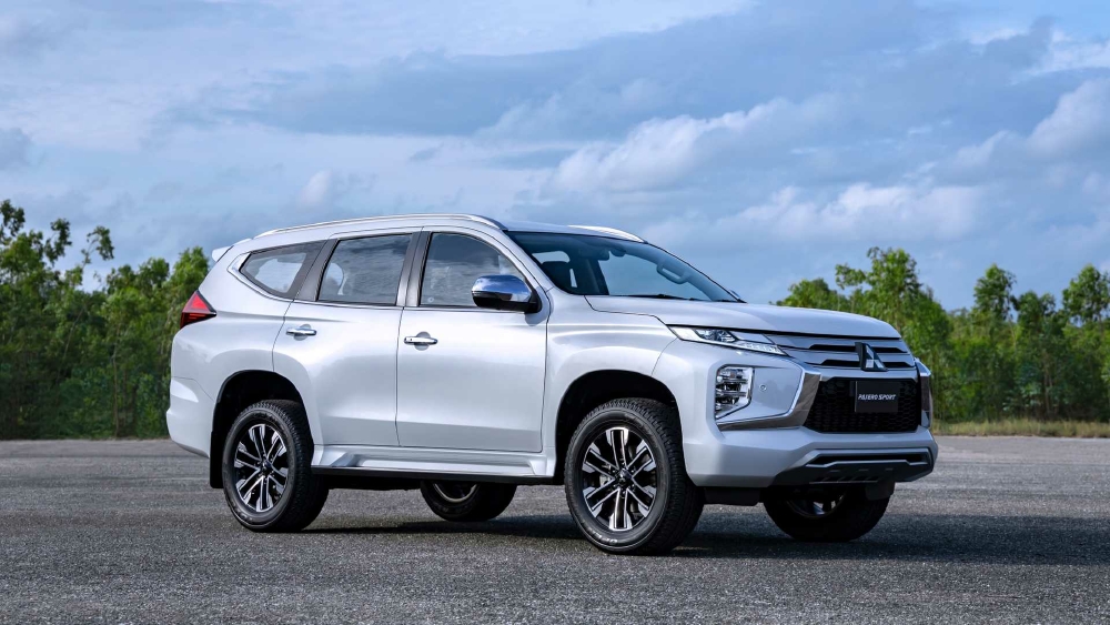 MITSUBISHI PAJERO SPORT 2020 TRẢ GÓP 90% GIÁ 880TR