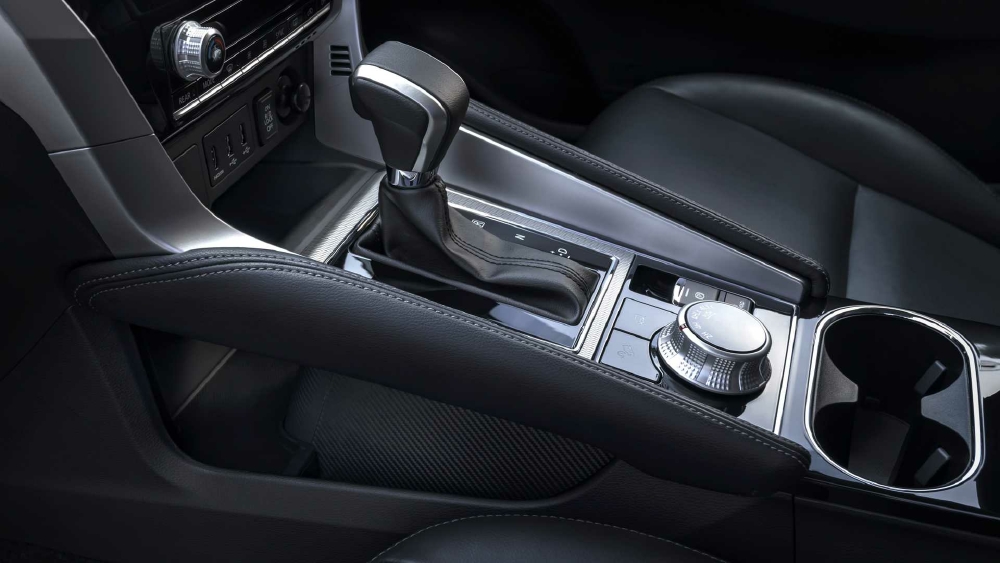 MITSUBISHI PAJERO SPORT 2020 TRẢ GÓP 90% GIÁ 880TR