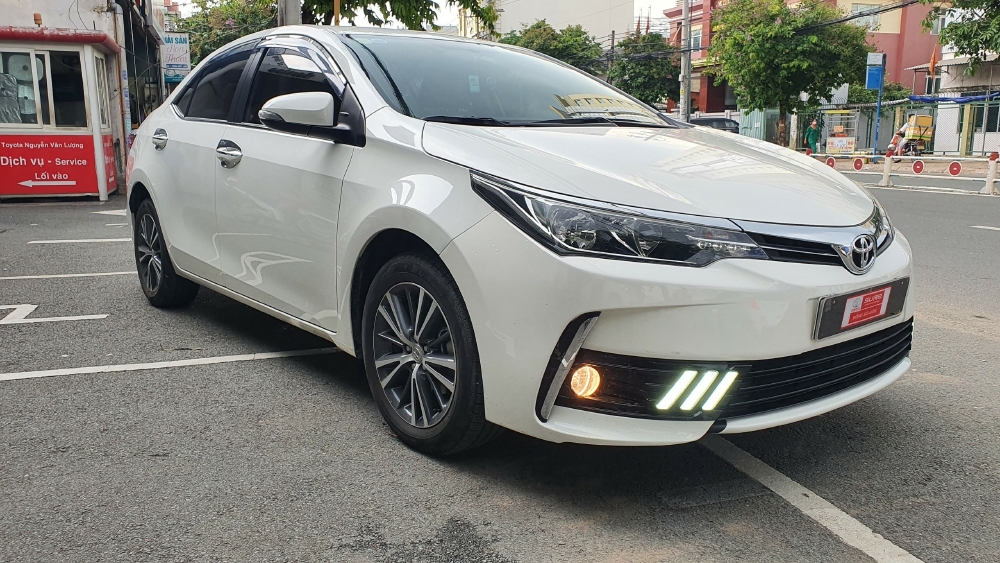 Bán Altis 1.8G 2018, odo lướt 8,000km. Giá Tốt còn giảm , có trả góp.