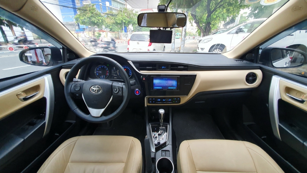 Bán Altis 1.8G 2018, odo lướt 8,000km. Giá Tốt còn giảm , có trả góp.