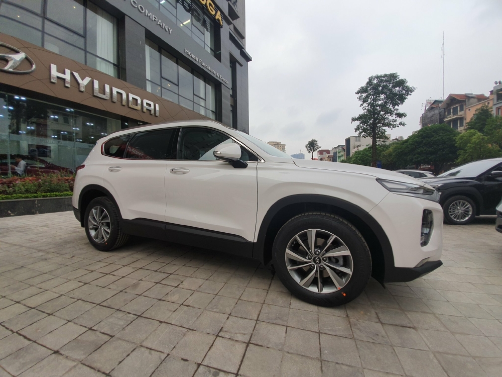 Hyundai SantaFe - Giá 