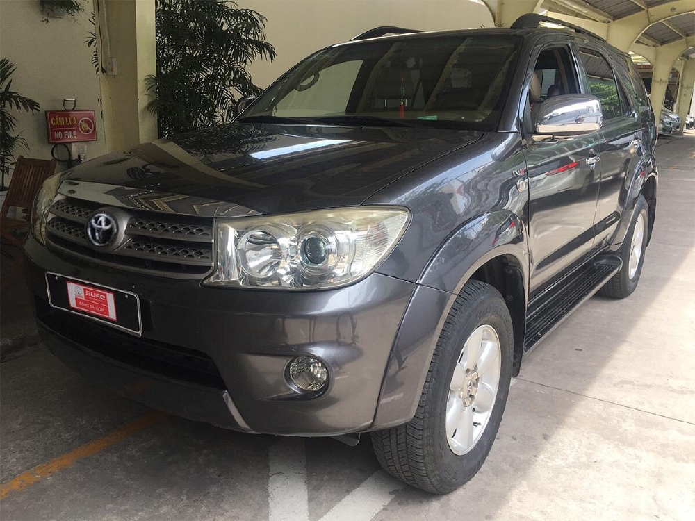 Bán Fortuner G sx 2011. Giá mềm còn giảm mạnh