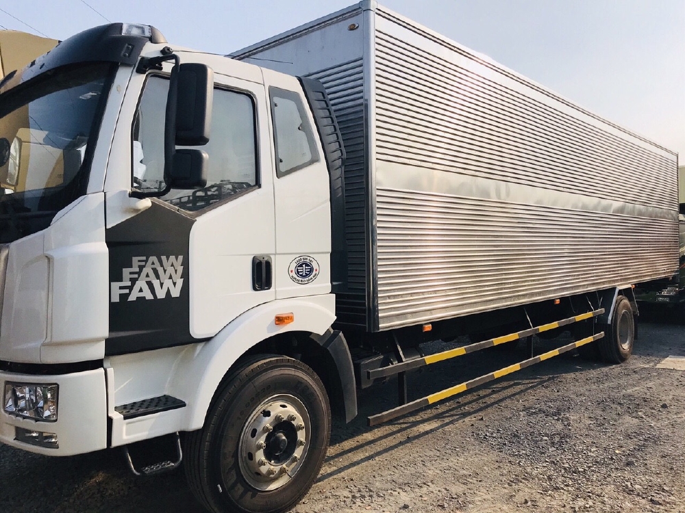 Xe tải thùng dài 10m, xe tải faw 7t25 thùng dài 10m độc quyền tại miền Nam.