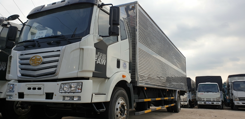 Xe tải thùng dài 10m, xe tải faw 7t25 thùng dài 10m độc quyền tại miền Nam.
