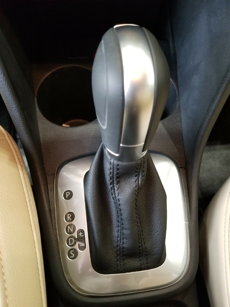 Volkswagen Polo Hatchback 2020 - An toàn - Bền Bỉ - Tiết kiệm