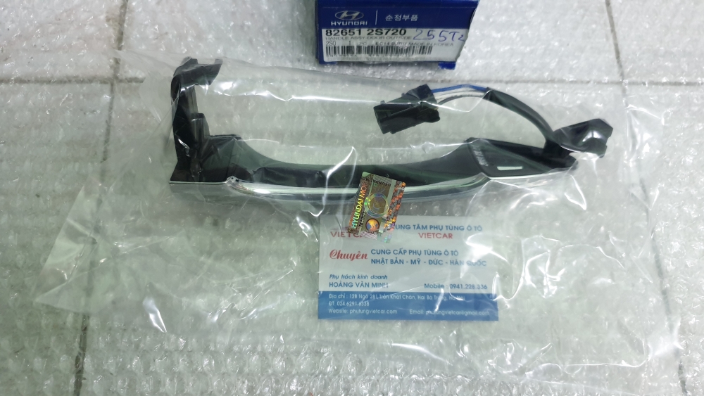 826512S720 Tay mở cửa ngoài Tucson smartkey