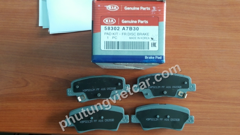 58302A7B30 Má phanh sau Kia K3