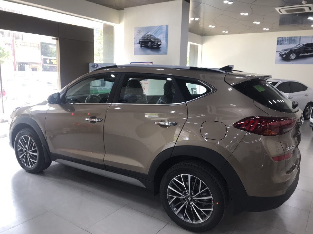 HYUNDAI TUCSON - XẢ KHO - BÁN GIÁ GỐC - Hỗ trợ trả góp 90%