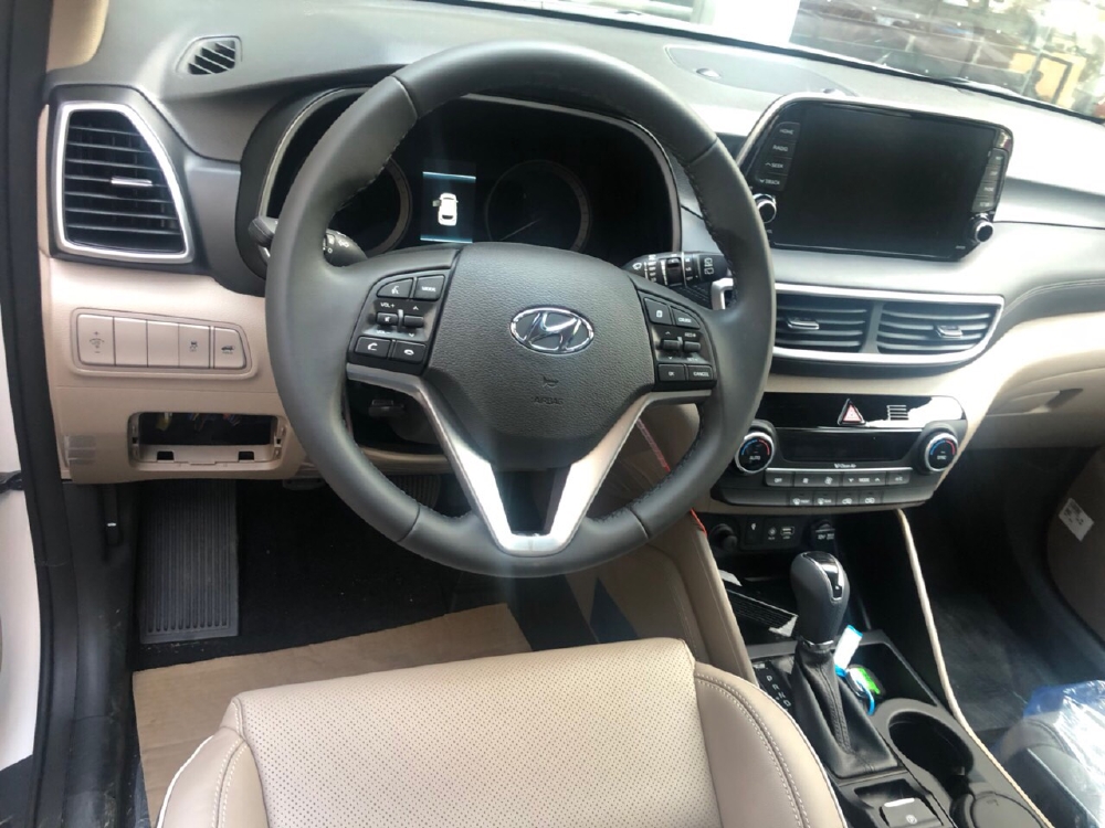 HYUNDAI TUCSON - XẢ KHO - BÁN GIÁ GỐC - Hỗ trợ trả góp 90%