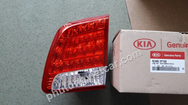 924062P100/924052P100  Đèn hậu miếng trong Kia Sorento