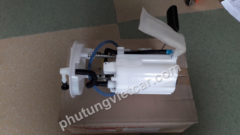 311101D000 Cụm bơm xăng Kia Carens/rondo