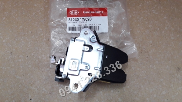 812301W020 Ổ ngậm cốp sau Kia  RIO
