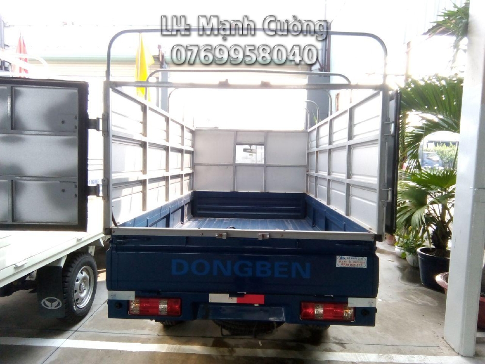 xe tải DONGBEN thùng mui bạt, tải trọng 850kg