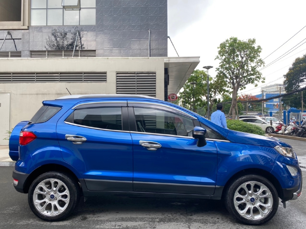 Bán xe Ford ecosport 1.5l titanium sx 2018 màu xanh