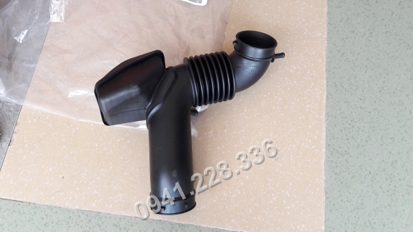 281301D100 ỐNG DẪN GIÓ KHÍ NẠP Kia  CARENS
