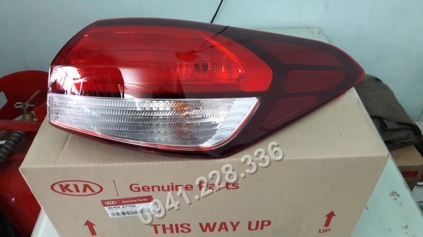 92401A7700/92402A7700 ĐÈN LÁI SAU NGOÀI CERATO