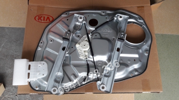 824012P000  824022P000 COMPA NÂNG HẠ KÍNH CỬA TRƯỚC   SORENTO