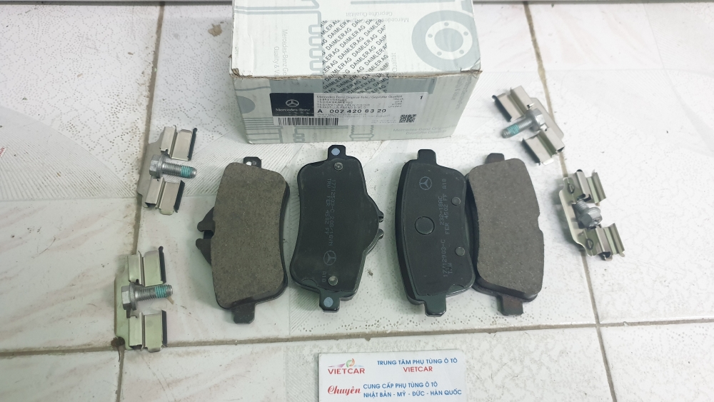 A0074208320 A0074207720 Má phanh sau Mercedes GL400