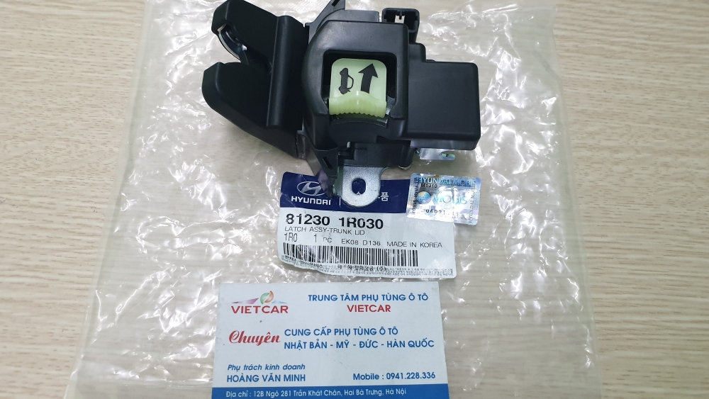812301R030 Ổ khóa ngậm cốp hậu  Hyundai Accent