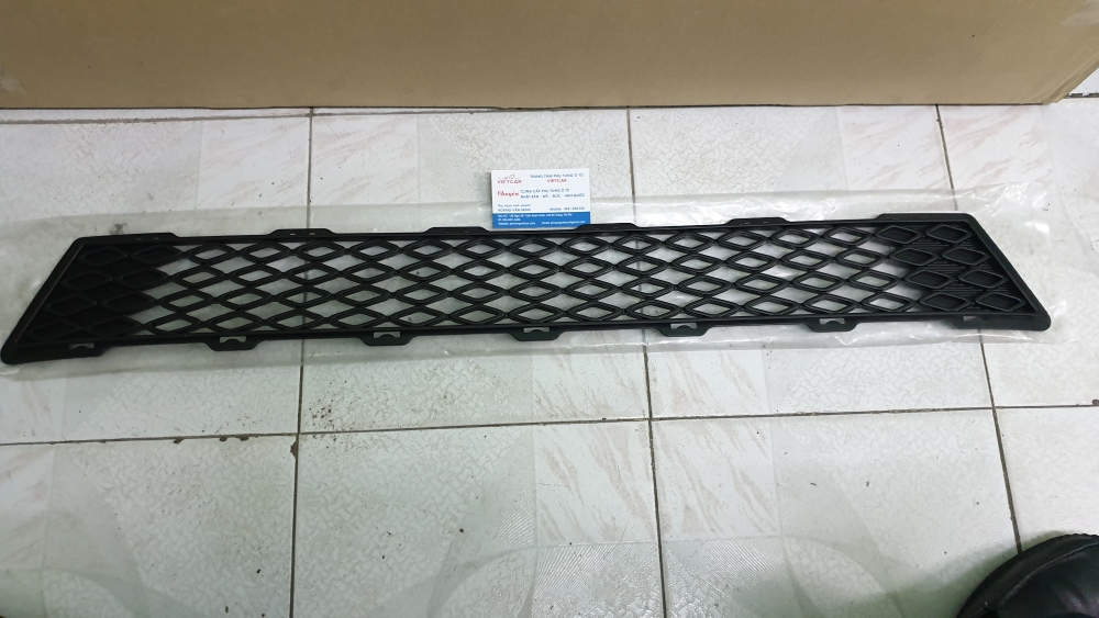 865612T000 LƯỚI NHỰA GIỮA CẢN TRƯỚC NEW OPTIMA 2011