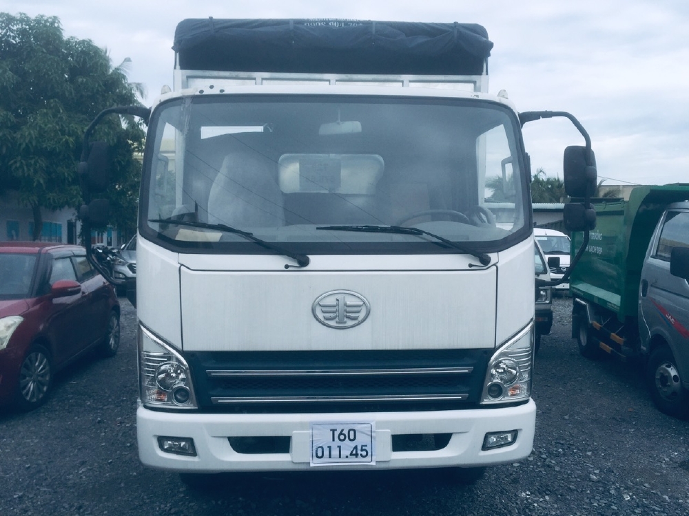 Xe tải Faw 8 tấn thùng 6.3m giao ngay trong ngày