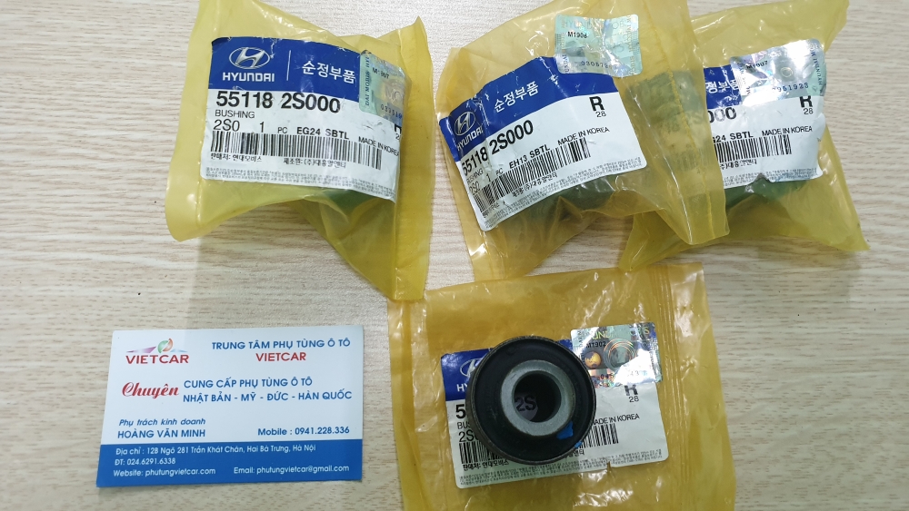 551182S000 Cao su giằng dọc(Cao su tay đòn sau) Hyundai Tucson , Kia Sorento