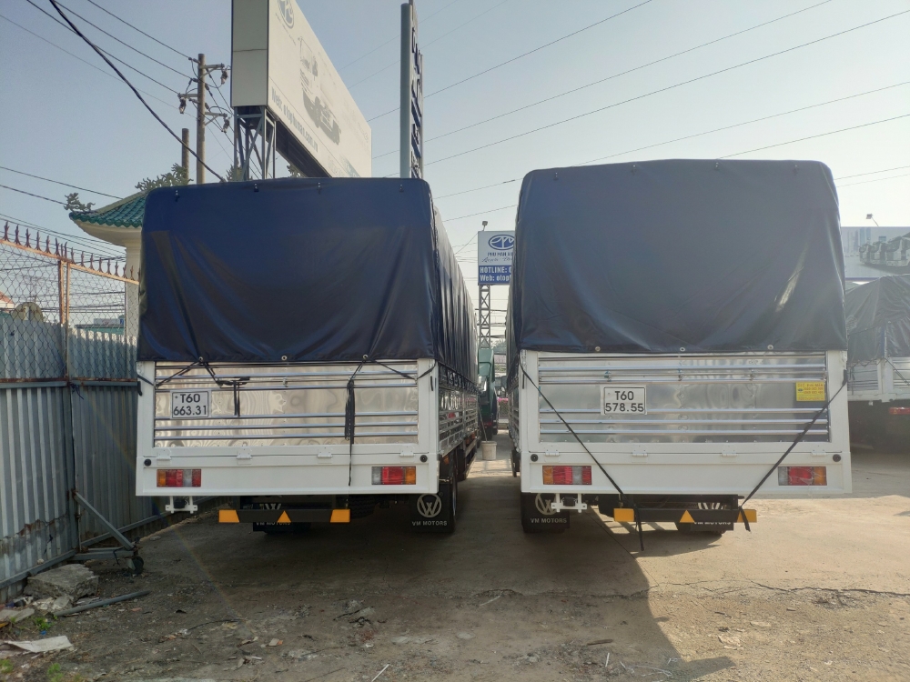 Đại lý xe tải isuzu 1t9 - thùng bạt 6m2 chở hàng bao bì giấy vào thành phố
