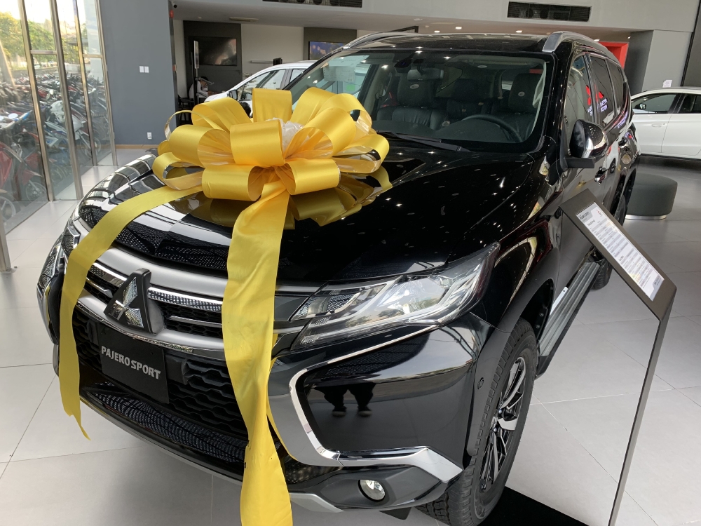 MITSUBISHI PAJERO SPORT 2019 TRẢ GÓP 90% GIÁ 880TR