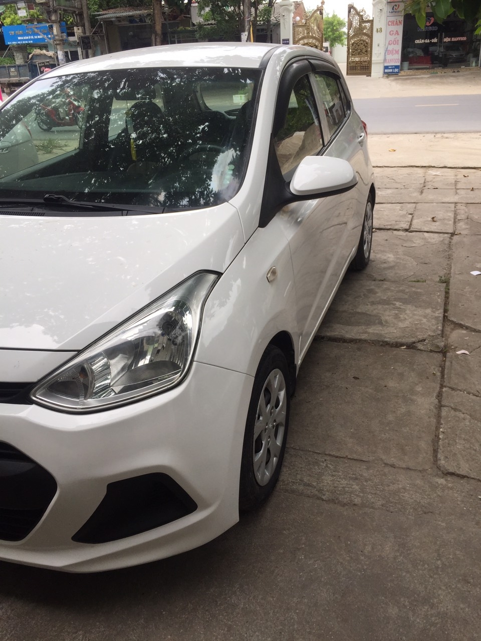 Hyundai i10 2014.Số sàn, màu trắng.195tr