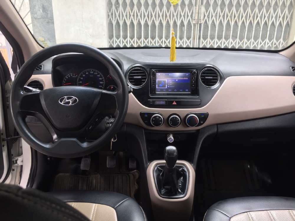 Hyundai i10 2014.Số sàn, màu trắng.195tr